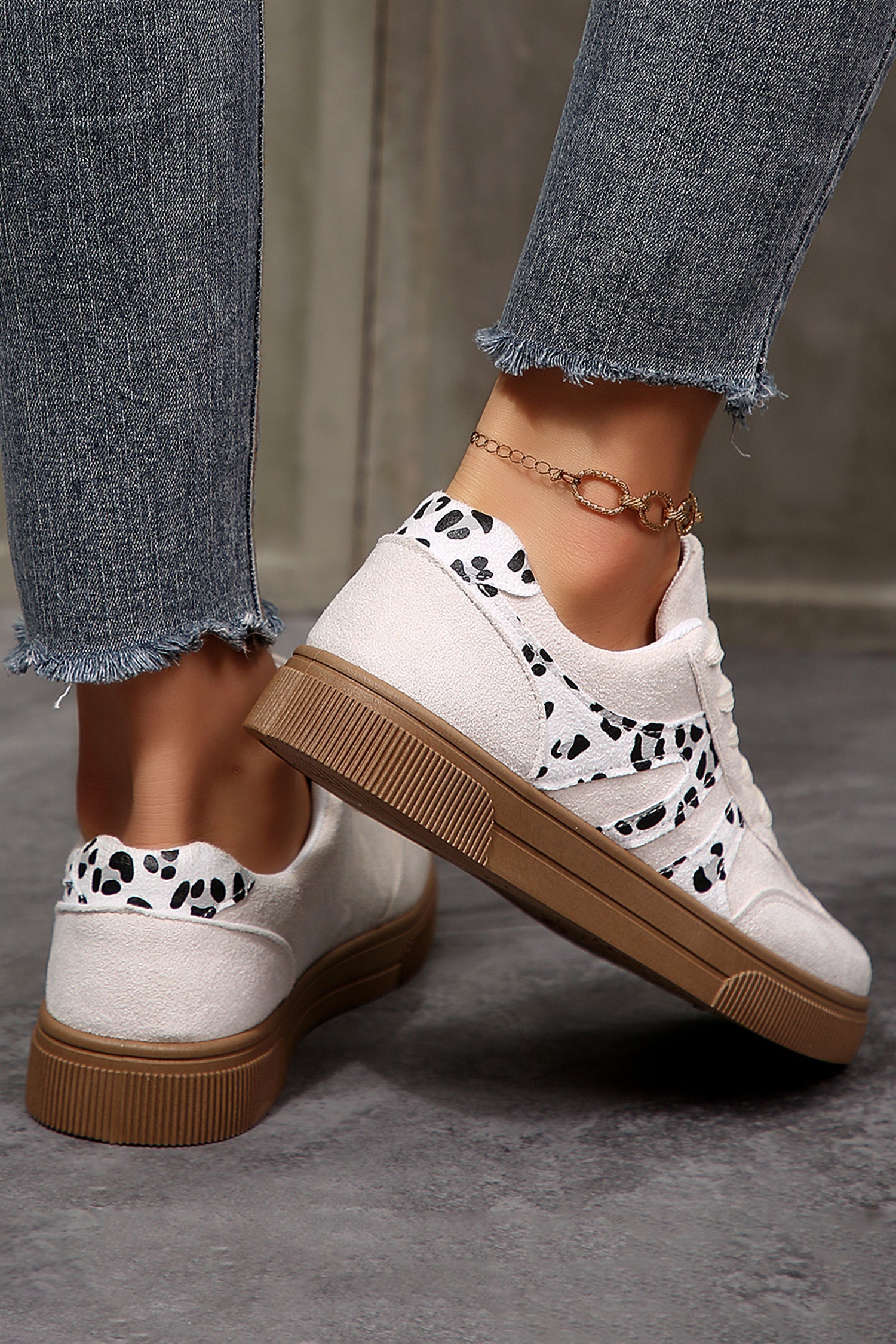 Suede Leopard Colorblock Trim Lace-up Everyday Shoes in White