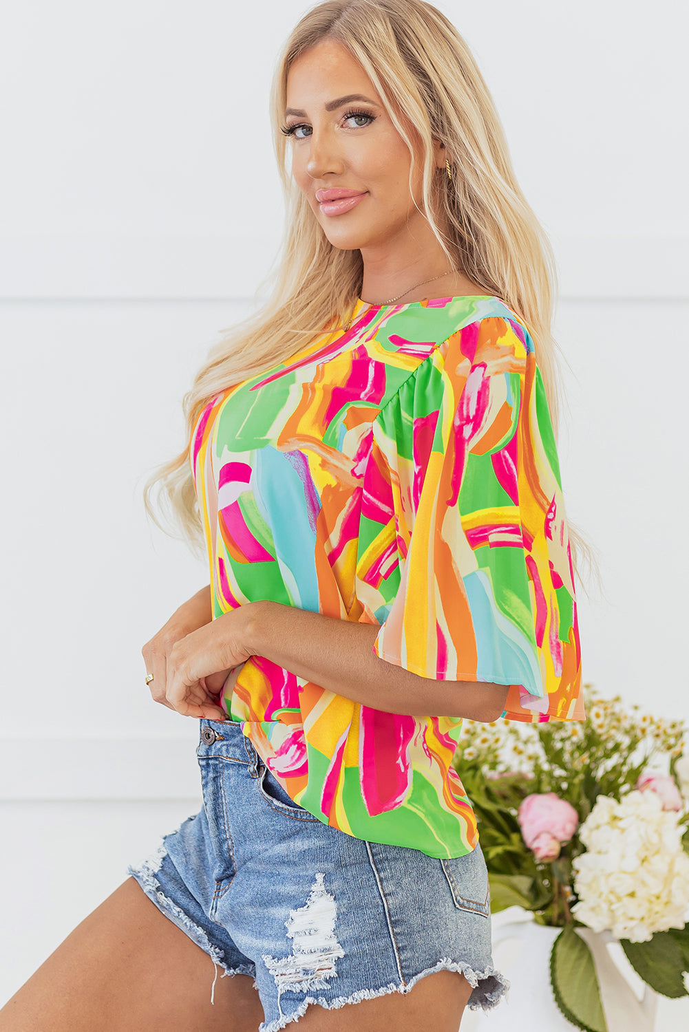 Abstract Print Keyhole Back Pleated Blouse
