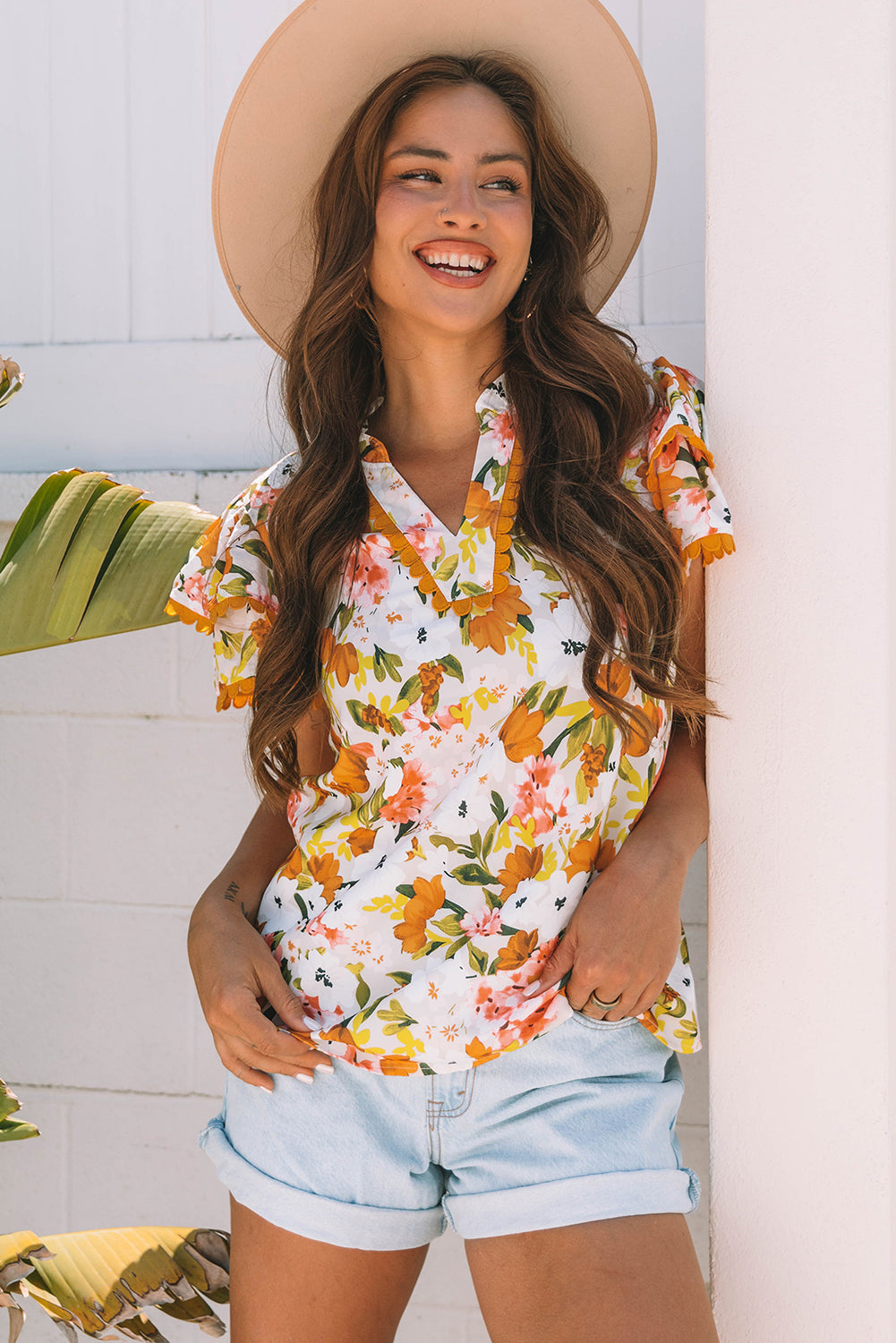 V-Neck Scalloped Ruffled Scalloped Short-Sleeved Floral Blouse