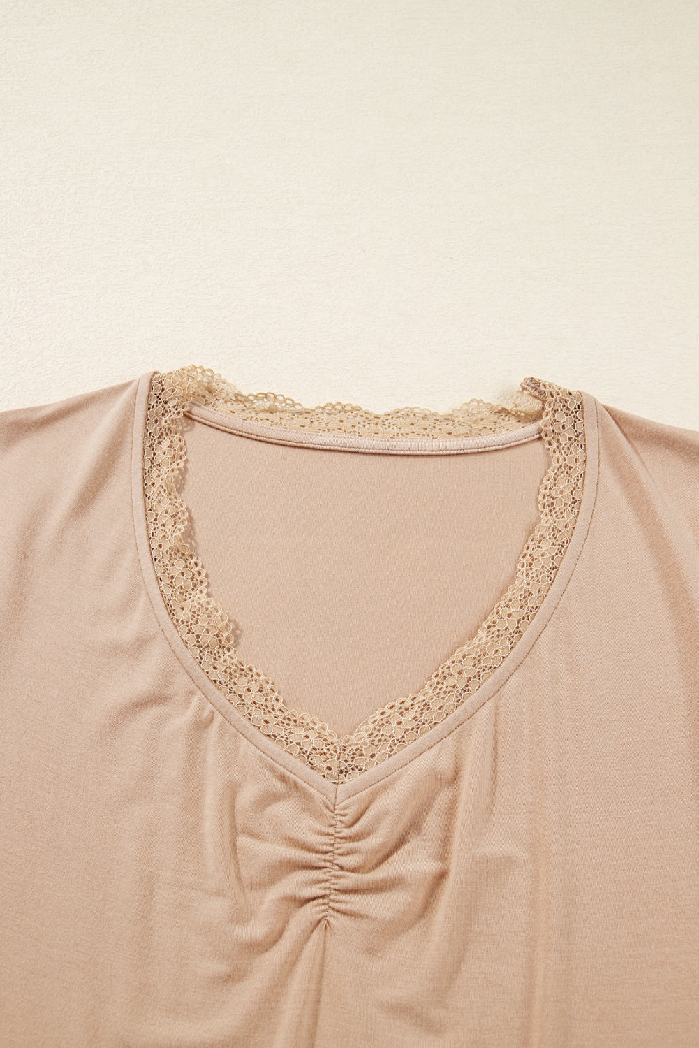 Neckline Lace-trimmed Sweetheart Ruched Detail Long-Sleeved T-shirt