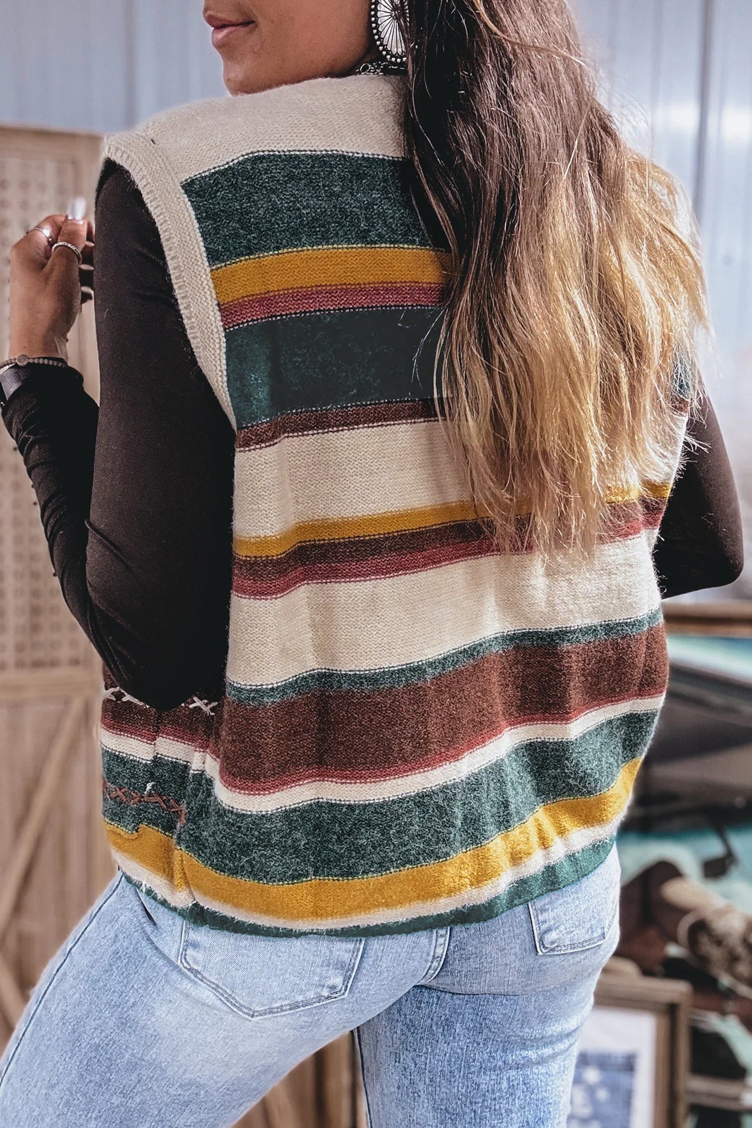 Striped Button Front Sleeveless Knit Timeless Fit Knit Top Vest in Multicolour