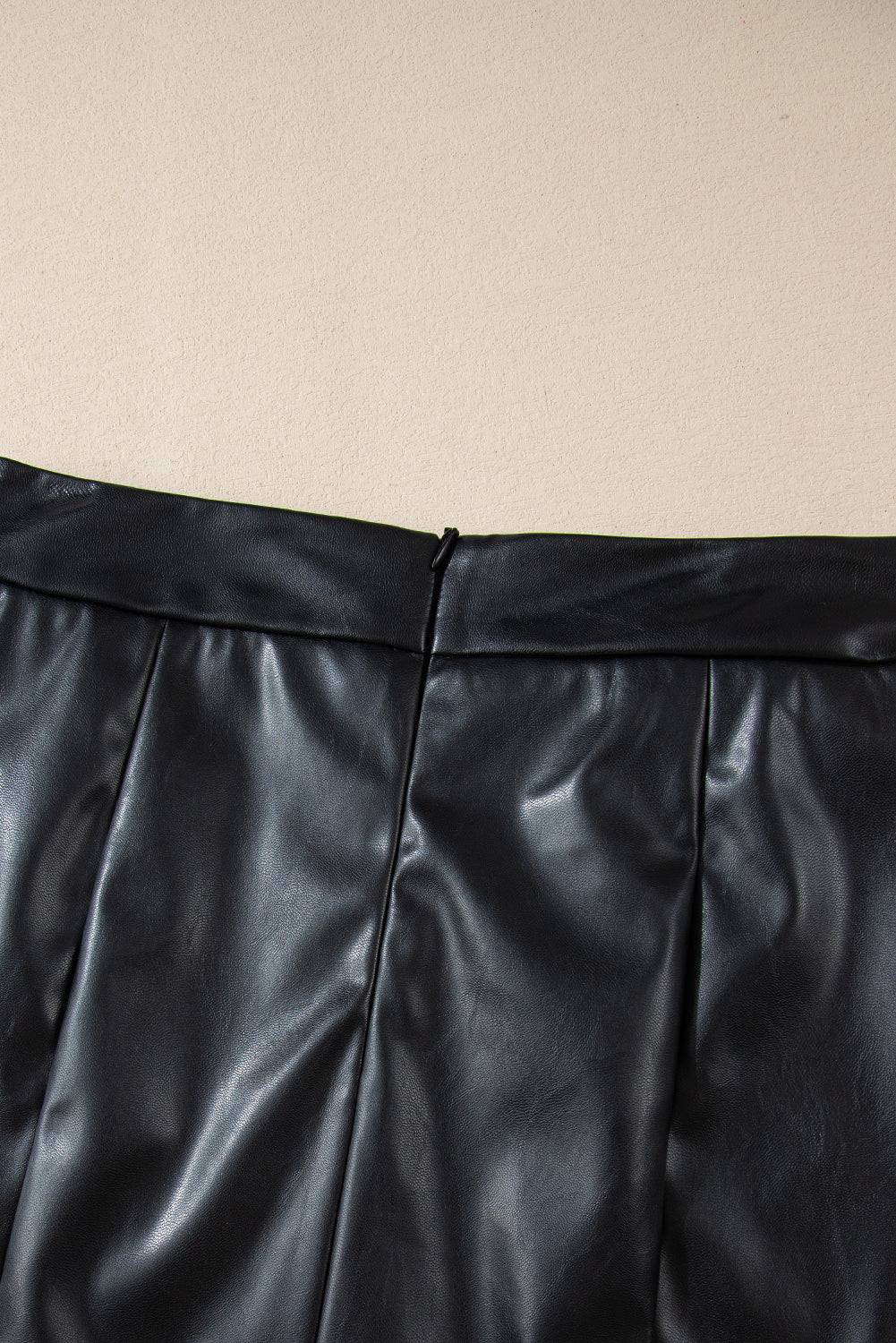 Leather Side PU Side Slits Slim Fit High-Waisted Mini Skirt in Black
