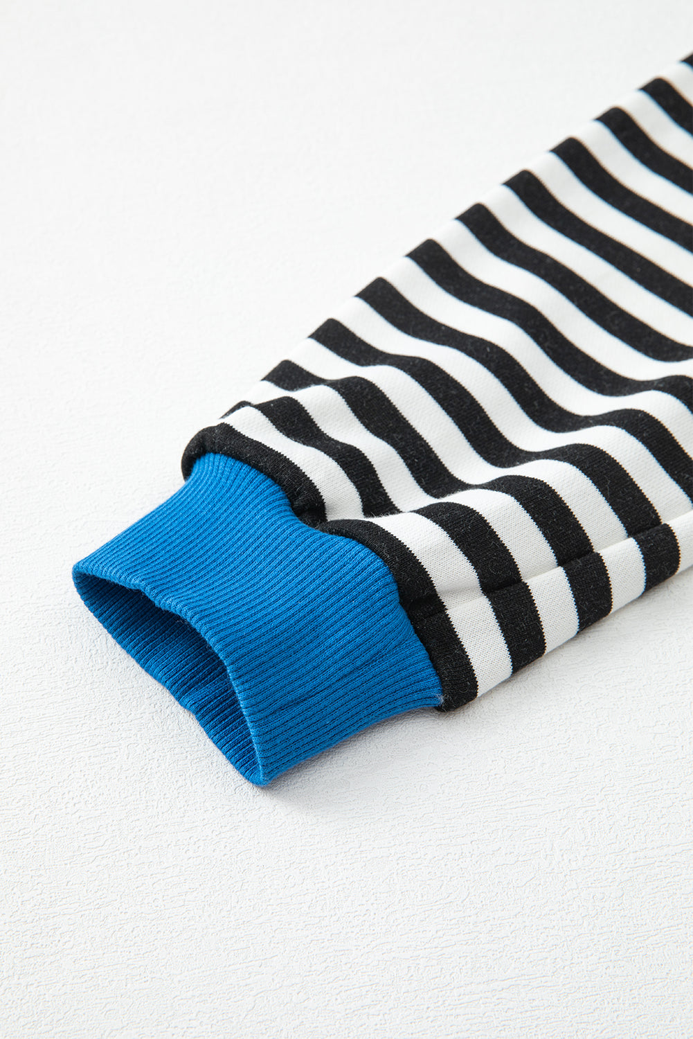 Striped Contrast Rib-Knit Trim Crossed Stitch Drop-Shoulder Sweatshirt