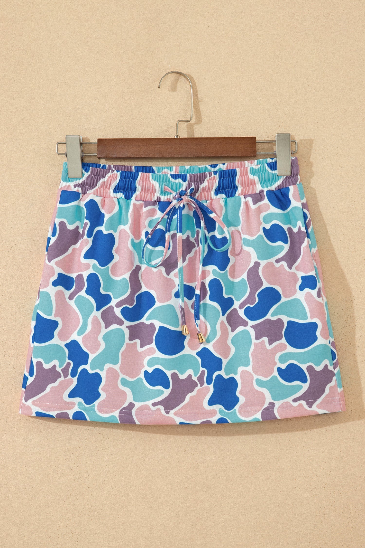 Camo Elastic Abstract Elastic Waist Drawcord Mini Skort in Sky Blue