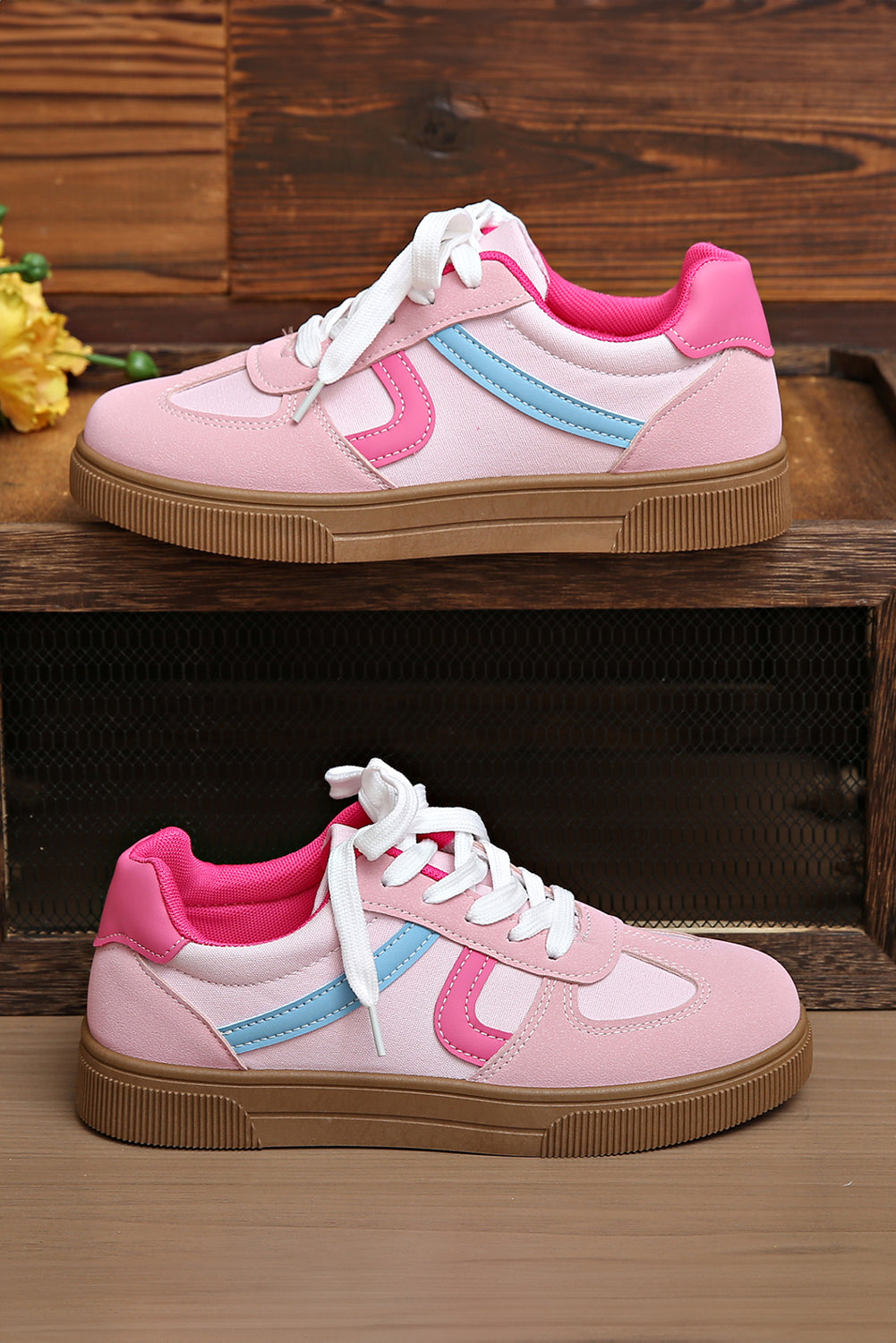 PU Leather Colorblock Leather Patchwork Lace Up Flat Shoes