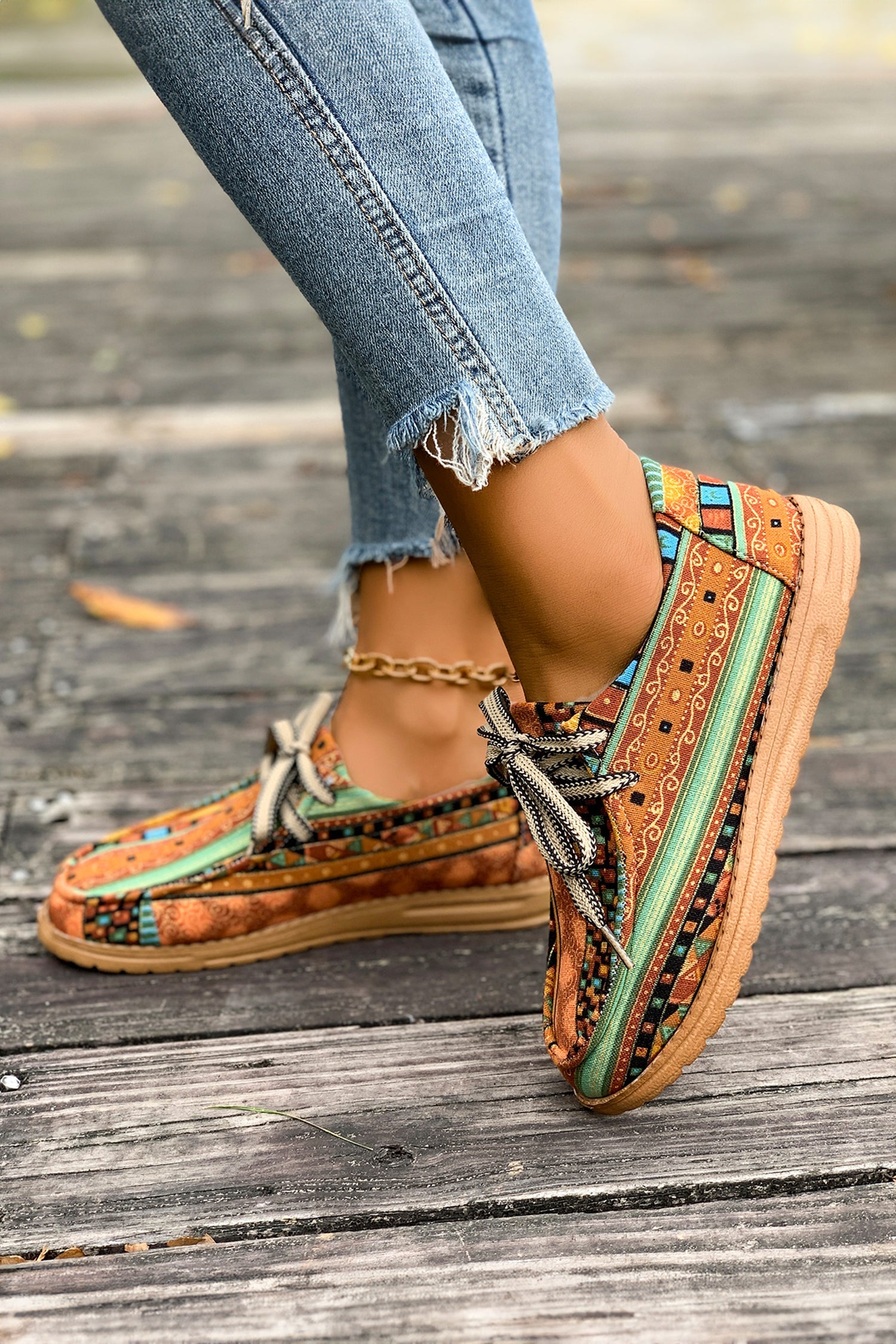 Artistic Print Ethnic Print Lace-up Detail Comfort Loafer Shoes