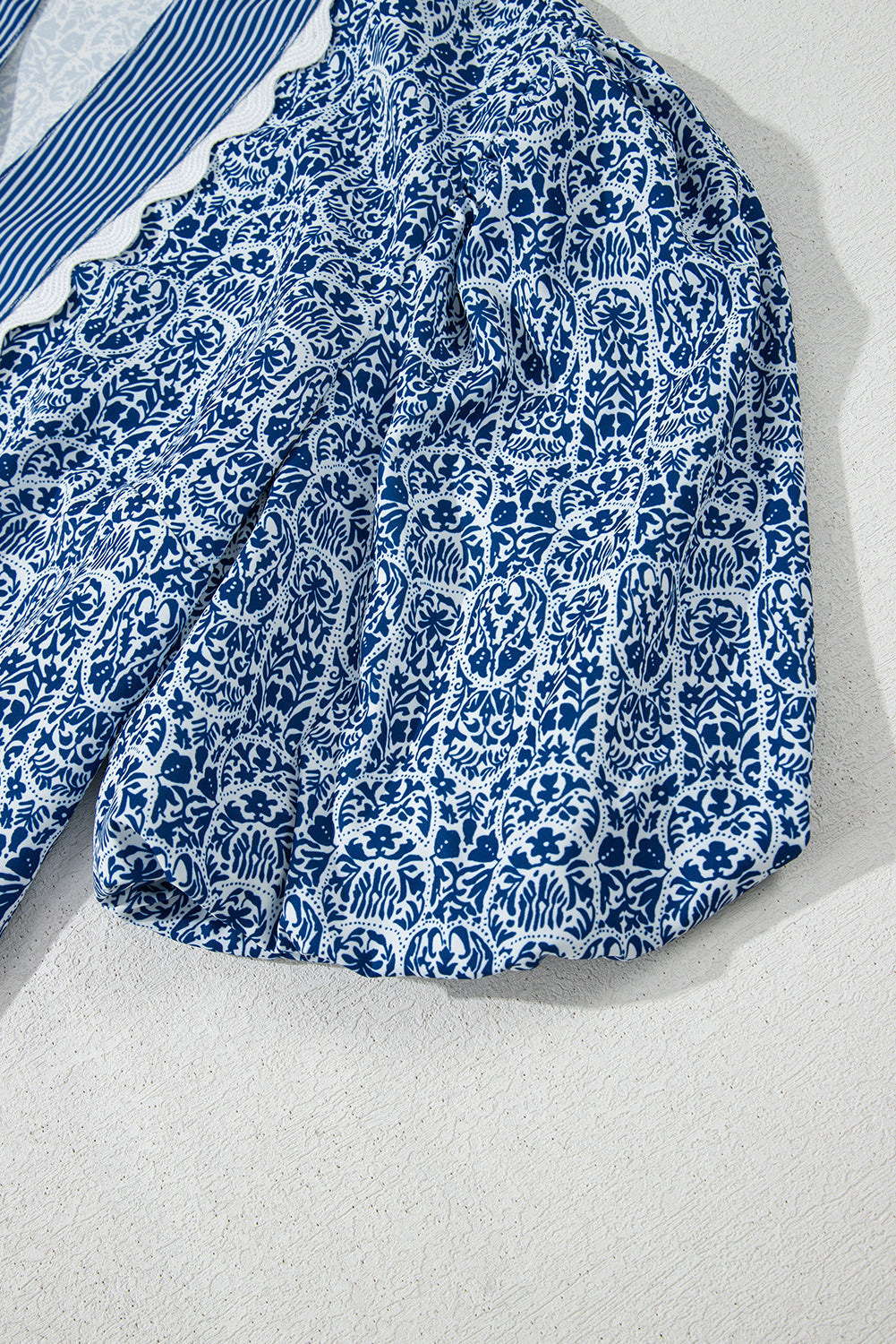 Floral Striped Print Contrast Ric-rac Puff Sleeve Top