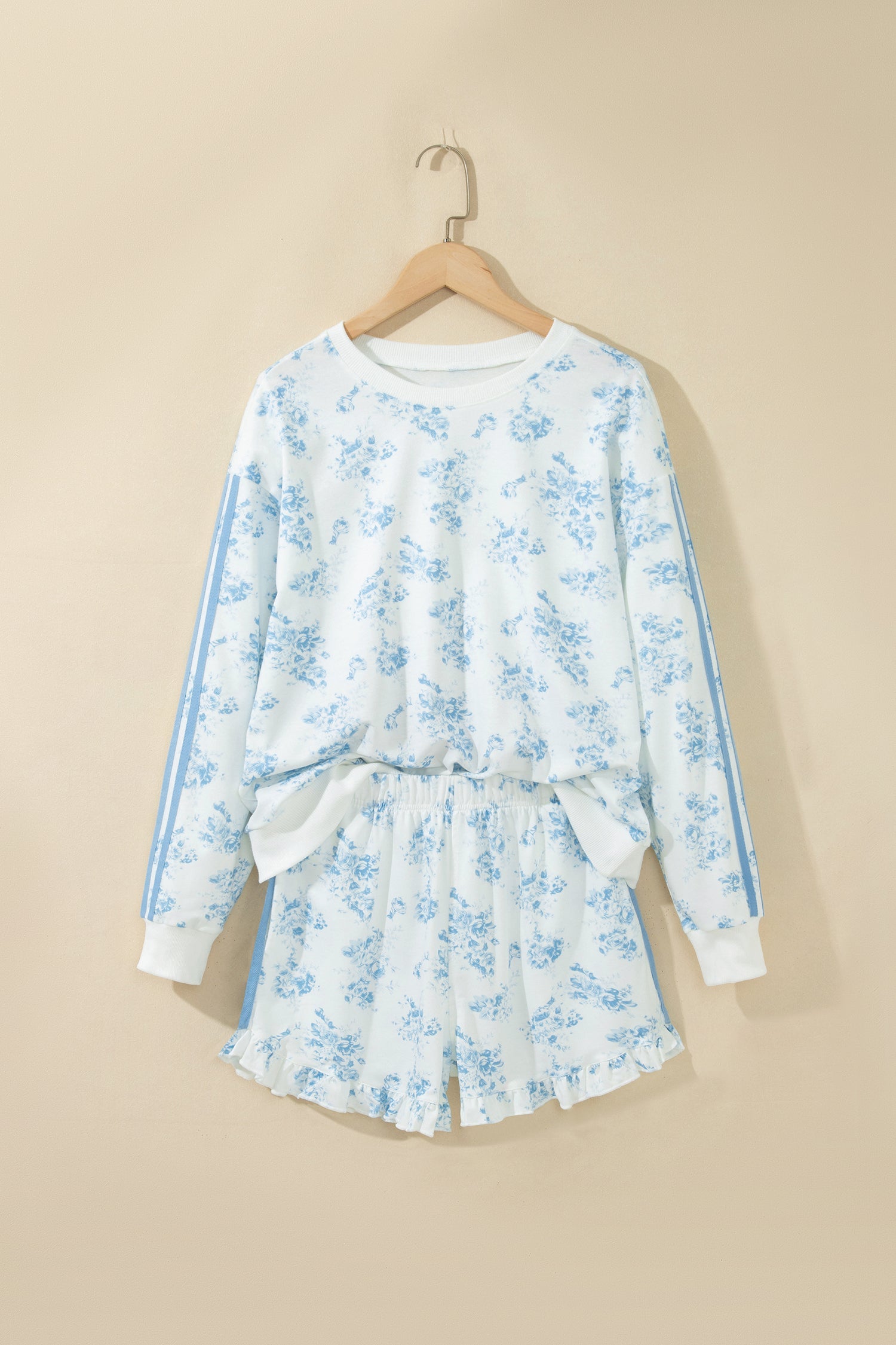 Long-Sleeved Top Floral-Print Top Ruffle Hem Shorts 2-Piece Outfit in Sky Blue