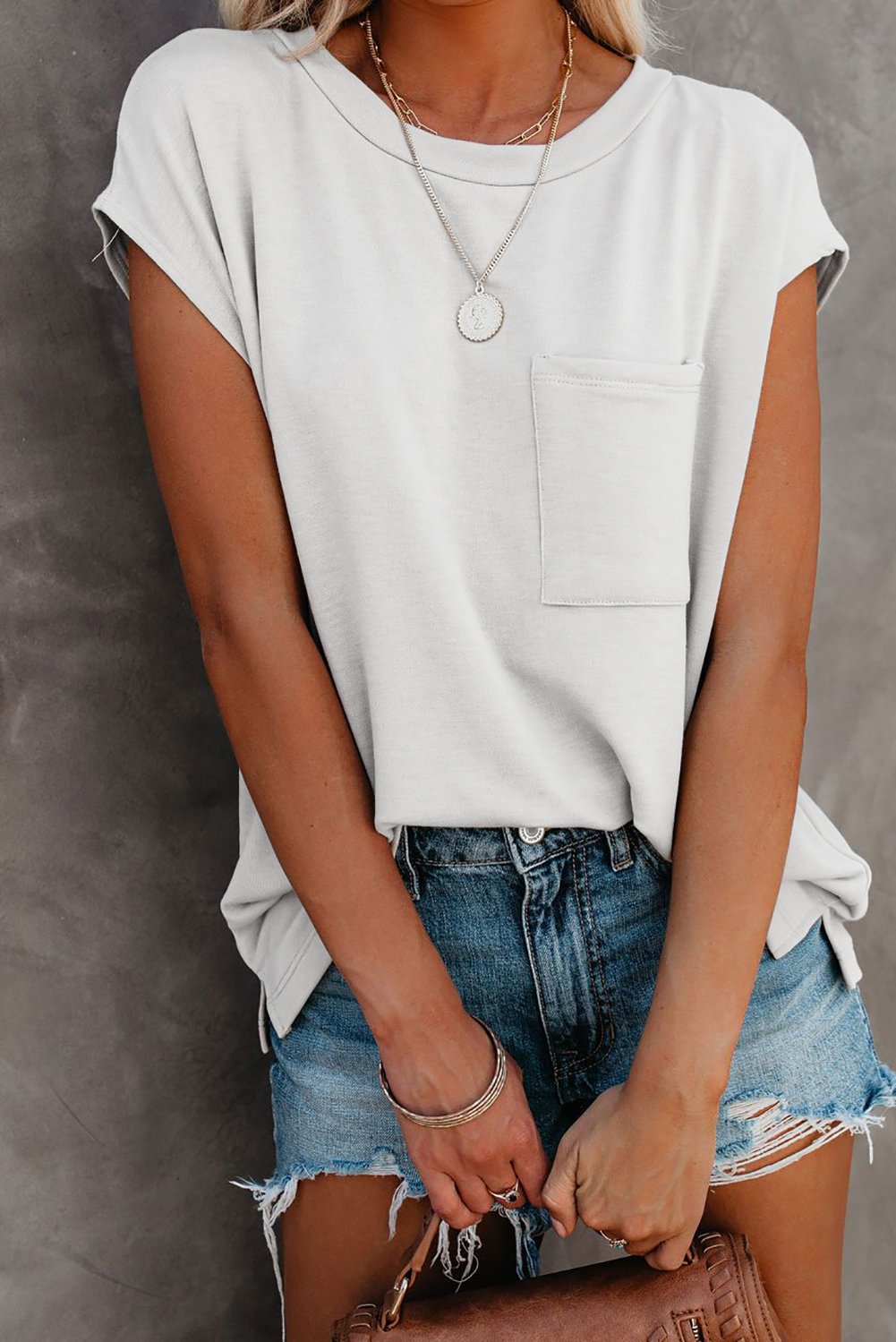 T-shirt Femme Manches Courtes Blanc avec Poches Laterales et Fentes