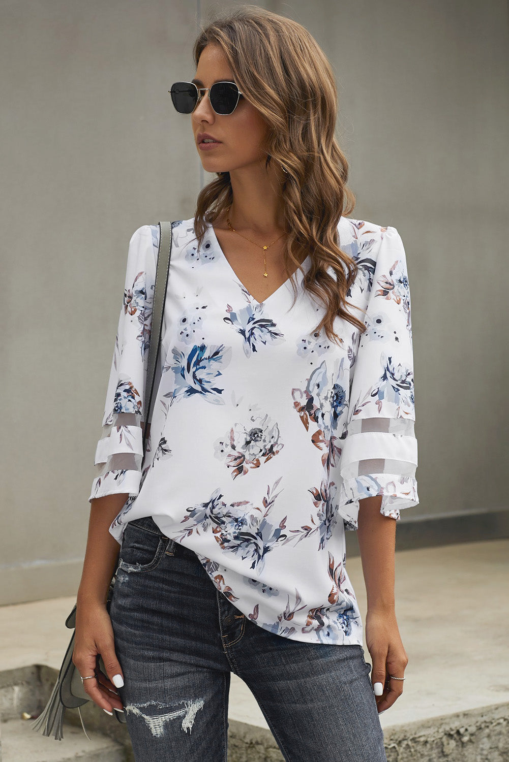 Blouse Fleurs Blanche Femme Manches Evasees 3/4