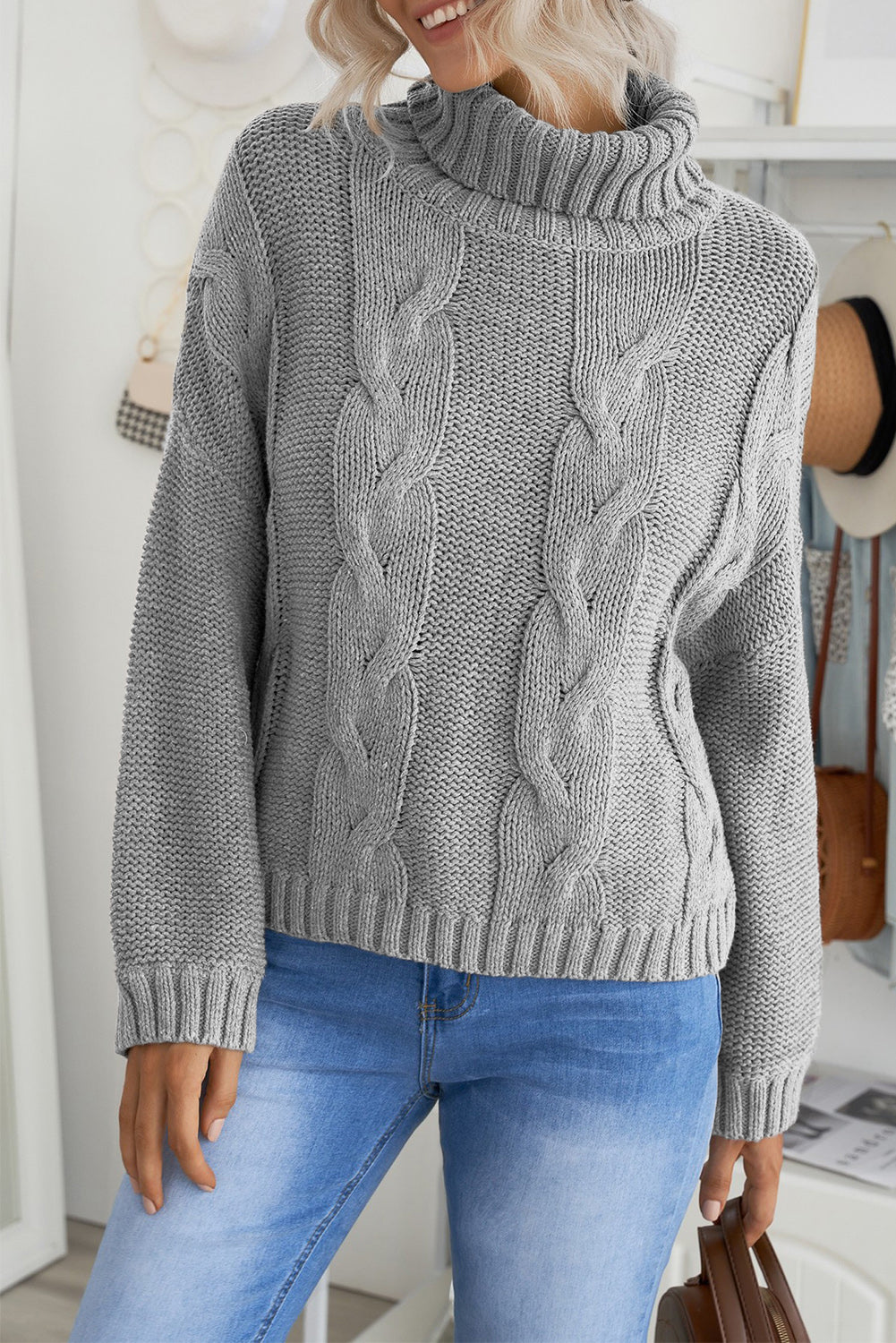 Pull Col Roule Femme Hiver Cable Tricote a La Main