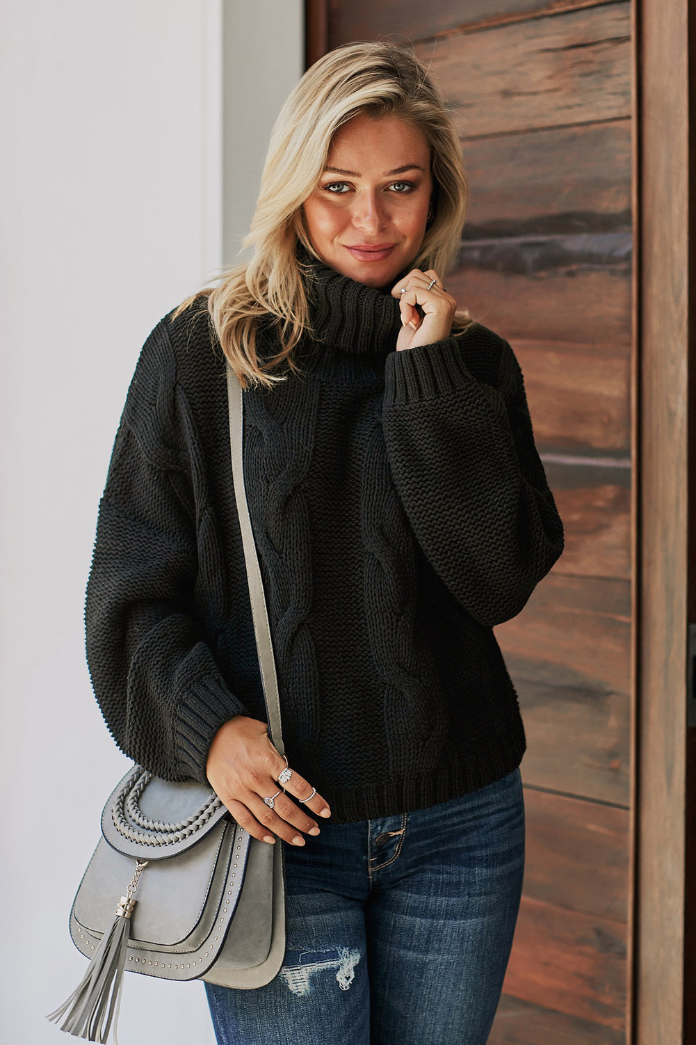 Pull Col Roule Femme Hiver Cable Tricote a La Main